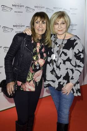 Ireen Sheer mit Mary Roos bei der Verleihung des 6. smago! Award im Mercure Hotel MOA. Berlin, 08.01.2017 Foto:xF.xKernx xFuturexImage