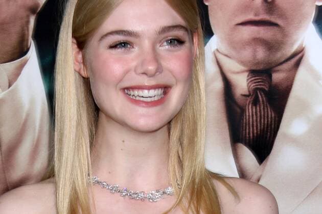 LOS ANGELES - JAN 9: Elle Fanning at the Live By Night Premiere at TCL Chinese Theater IMAX on January 9, 2017 in Los Angeles, CA  Copyright: xKathyxHutchinsx xIPAx