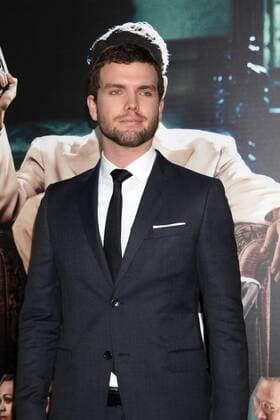 LOS ANGELES - JAN 9: Austin Swift at the Live By Night Premiere at TCL Chinese Theater IMAX on January 9, 2017 in Los Angeles, CA  Copyright: xKathyxHutchinsx xIPAx