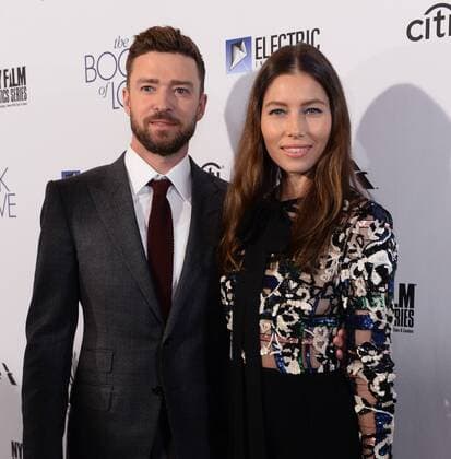 Cast member Jessica Biel and her husband, actor and singer Justin Timberlake attend the premiere of the motion picture drama The Book of Love at The Grove in Los Angeles on January 10, 2017. Storyline: Henry is an introverted architect. After the death of his wife in a car accident, he sets out to help Millie, a homeless teen, to build a raft to sail across the Atlantic.  LAP2017011035 JIMxRUYMEN