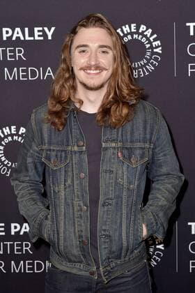 Kyle Gallner bei der Season 2 Premiere der WGN America TV-Serie Outsiders im Paley Center for Media. Beverly Hills, 10.01.2017 Foto:xD.xStarbuckx xFuturexImage