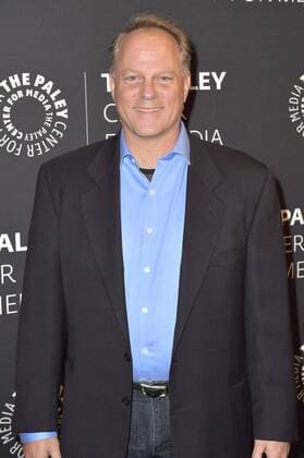 James McCauley bei der Season 2 Premiere der WGN America TV-Serie Outsiders im Paley Center for Media. Beverly Hills, 10.01.2017 Foto:xD.xStarbuckx xFuturexImage