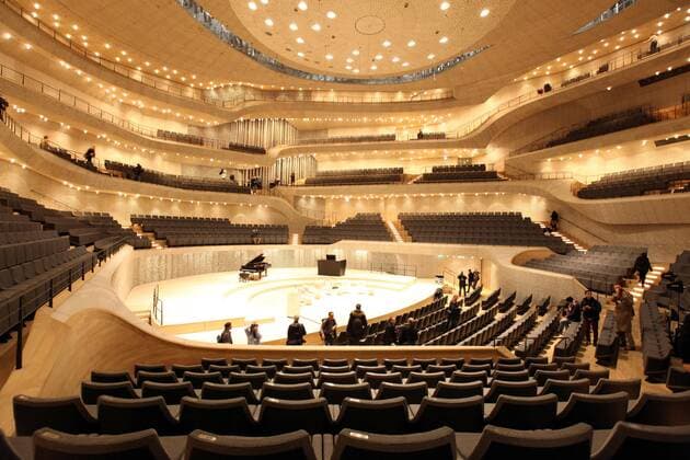  Großer Konzertsaal, Elbphilharmonie, Hamburg, Deutschland, Europa Copyright: imageBROKER/MichaelxPasdzior iblmpa04454630.jpg