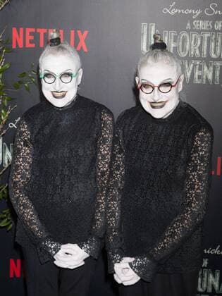 Jackie Robbins and Joyce Robbins arrive on the red carpet at the Netflix s premiere of A Series of Unfortunate Events on January 11, 2017 in New York City.  NYP20170111807 BRYANxR.xSMITH