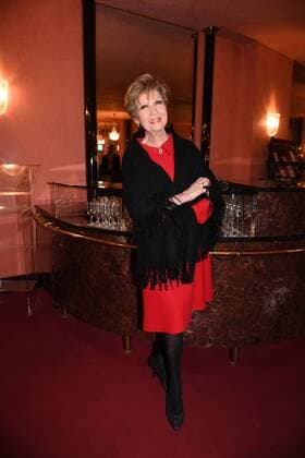 Carolin Reiber Premiere Ein Mann fürs Grobe Komoedie im Bayerischen Hof Theater München 11. Januar 2017