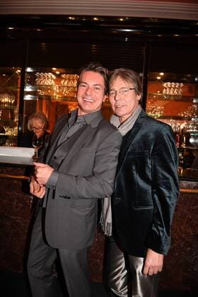 Pascal Breuer mit Bruder Jacques Breuer Premiere Ein Mann fürs Grobe Komoedie im Bayerischen Hof Theater München 11. Januar 2017