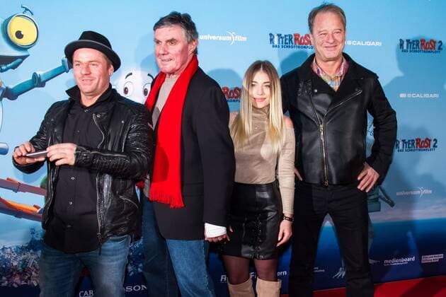 Dustin Semmelrogge, Detlev Redinger, Bianca Heinicke, Tom Gerhardt bei der Premiere - Ritter Rost 2 Das Schrottkomplott - am 14.01.2017 im Cinedom Kino in Köln. Premiere - Ritter Rost 2 Das Schrottkomplott -