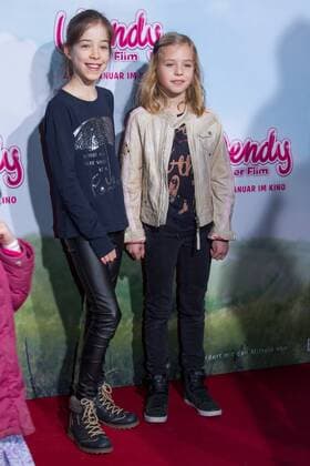 Amelie Lammers, Charlotte Gallia bei der Premiere - Wendy - am 15.01.2017 im Cinedom Kino in Köln. Premiere - Wendy -