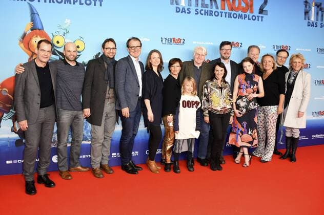 Jella Haase, Tom Gerhardt und das Ritter Rost -Filmteam bei der Premiere des Kinofilms Ritter Rost 2 - Das Schrottkomplott im Mathäser Filmpalast in München, 15.01.2017 Foto:xP.xSchönbergerx xFuturexImage