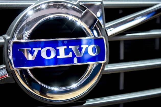 Belgium, Brussels ,Jan. 13 , 2017 - Brussels Motor show 2017 - Volvo logo Copyright Danny Gys Reporters Reporters GYS  DannyxGys