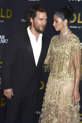 Matthew McConaughey mit Gattin Camila Alves bei der Weltpremiere des Kinofilms Gold im AMC Loews Lincoln Square 13 Theater. New York, 17.01.2017 Foto:xD.xVanxTinex xFuturexImage