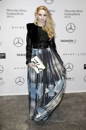 Anna Hiltrop bei der Rebekka Ruetz Fashion Show auf der Mercedes-Benz Fashion Week Berlin Autumn Winter 2017. Berlin, 18.01.2017 Foto:xS.xGabschx xFuturexImage