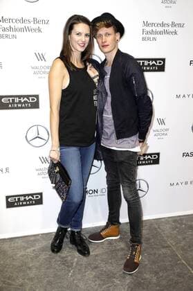 Katrin Wrobel mit Begleitung bei der Rebekka Ruetz Fashion Show auf der Mercedes-Benz Fashion Week Berlin Autumn Winter 2017. Berlin, 18.01.2017 Foto:xS.xGabschx xFuturexImage