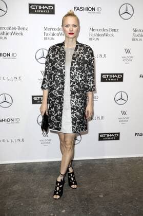 Themen der Woche Franziska Knuppe bei der Laurel Fashion Show auf der Mercedes-Benz Fashion Week Berlin Autumn Winter 2017. Berlin, 18.01.2017 Foto:xS.xGabschx xFuturexImage