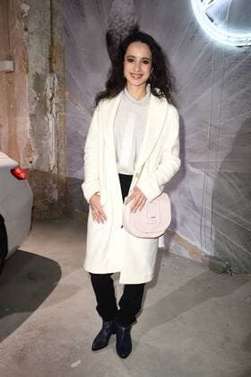 Stephanie Stumph bei der Ankunft zur Laurel Modenschau am 18.01.2017 im Rahmen der Mercedes-Benz Fashion Week Herbst Winter 2017 in Berlin MBFW Fashionweek 2017 Januar in Berlin- Laurel Modenschau 