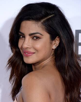 Actress Priyanka Chopra attends the 43rd annual People s Choice Awards at the Microsoft Theater in Los Angeles on January 18, 2017.  LAP20170118155 JIMxRUYMEN