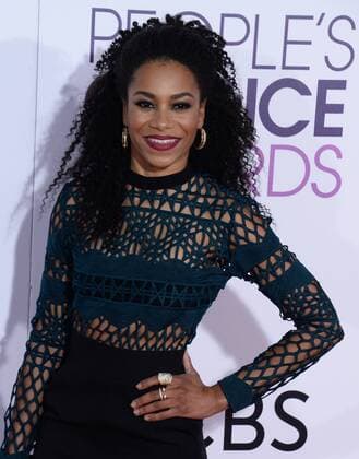 Kelly McCreary attends the 43rd annual People s Choice Awards at the Microsoft Theater in Los Angeles on January 18, 2017.  LAP20170118235 JIMxRUYMEN