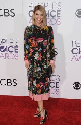 January 18, 2017 - Hollywood, California, U.S. - Lori Loughlin attends The 43rd People s Choice Awards - Arrivals held at the Microsoft Theater L.A. Live in Los Angeles, California on January 18, 2017. 2017 Hollywood U.S. - ZUMAl86_ 20170118_zaf_l86_057