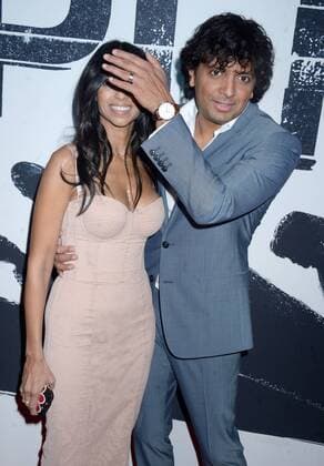 M. Night Shyamalan and Bhavna Vaswani arrive on the red carpet at the New York Premiere of Split at SVA Theater on January 18, 2017 in New York City.  NYP20170118101 DENNISxVANxTINE