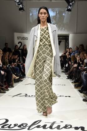 Rebecca Mir bei der Marcel Ostertag Fashion Show auf der Mercedes-Benz Fashion Week Berlin Autumn Winter 2017. Berlin, 18.01.2017 Foto:xF.xKernx xFuturexImage
