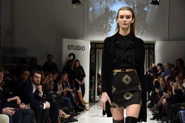 Model bei der Marcel Ostertag Fashion Show auf der Mercedes-Benz Fashion Week Berlin Autumn Winter 2017. Berlin, 18.01.2017 Foto:xF.xKernx xFuturexImage