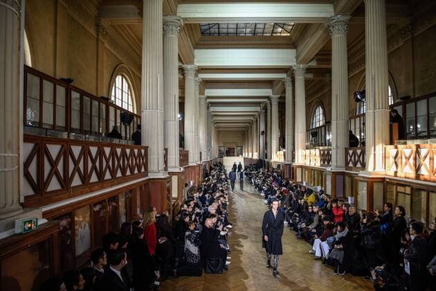 (170119) -- PARIS, Jan. 19, 2017 -- Models present creations by Issey Miyake during the Men s Fashion Week for the Fall Winter 2017 2018 collection in Paris, France on Jan. 19, 2017. )(zhf) FRANCE-PARIS-FASHION WEEK-MEN-ISSEY MIYAKE ChenxYichen 