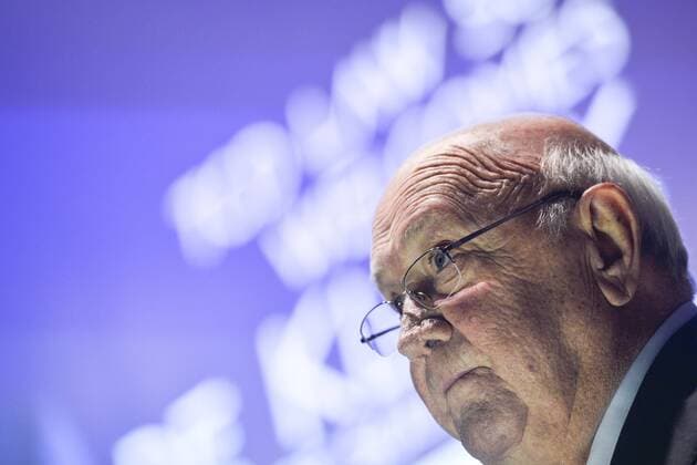 January 18, 2017 - Dublin, Ireland - Nobel Peace Prize winner and former South African President, FW de Klerk, addresses the Trinity College Law Society after he was presented with the Praeses Elit Award as a recognition of his key role in ending apartheid and his outstanding contribution to reconciliation in South Africa..On Wednesday, 18 January 2017, in Dublin, Ireland. Dublin Ireland  - ZUMAn230 20170118_zaa_n230_319