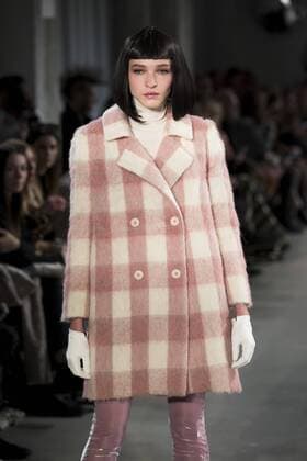 January 17, 2017 - Berlin, Germany - A model runs the runway at the Lena Hoschek fashion show during the Mercedes-Benz Berlin Fashion Week Autumn Winter 2017 in Berlin, Germany on January 17, 2017. Berlin Germany  - ZUMAn230 20170117_zaa_n230_358