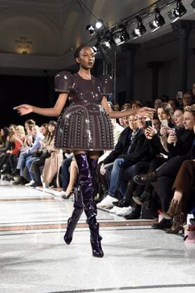 Model bei der Marina Hoermanseder Fashion Show auf der Mercedes-Benz Fashion Week Berlin Autumn Winter 2017. Berlin, 19.01.2017 Foto:xF.xKernx xFuturexImage