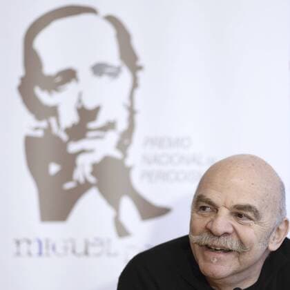 Spanish-Argentine journalist Martin Caparros during a press conference before the reception of his award at the 11th National Award of Journalism Miguel Delibes ceremony in Valladolid, Spain, 19 January 2017. 11TH NATIONAL AWARD OF JOURNALISM MIGUEL DELIBES !ACHTUNG: NUR REDAKTIONELLE NUTZUNG!  20170119-636204552379949423