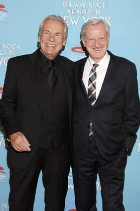 Pepe Lienhard und Freddy Burger bei der Premiere der Wiederaufnahme des Musicals Ich war noch niemals in New York im Stage Theater. Hamburg, 19.01.2017 Foto:xgbrcix xFuturexImage