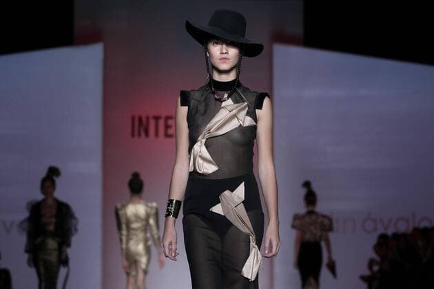 A model presents a creations by the mexican designer Iván Ávalos during 66th edition of Intermoda Fashion Week in Guadalajara, Mexico, 19 January 2017. 66th edition of Intermoda Fashion Week !ACHTUNG: NUR REDAKTIONELLE NUTZUNG!  MEX45 20170120-636204865835909060