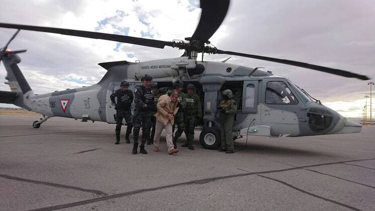 Mexiko liefert Joaquin El Chapo Guzman an die USA aus January 19, 2017 - Ciudad Juarez, Chihuahua, MEXICO - Joaquin Guzman Loera, the drug lord and chieftain of the Sinaloa cartel known as El Chapo, was extradited to the United States on Thursday January 19, 2017 and flown from a jail in Ciudad Juarez, Mexico to Long Island MacArthur Airport in Islip, New York to face numerous charges. PGR PRENSA INTERNATIONAL Ciudad Juarez MEXICO - ZUMAp124 20170119_zaa_p124_009