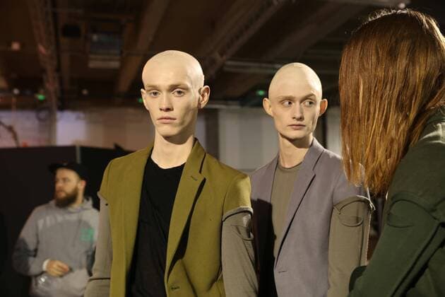 Paris Fashion Week - Rick Owens Modenschau defile mode masculine rick owens CELEBRITES : Fashion Week Mode Masculine - Rick Owens Collection Automne Hiver - Paris - 19 01 2017 stephanechemin panoramic 