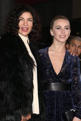 LOS ANGELES - JAN 19: Jessica Szohr, Julianne Hough at the xXx: Return Of Xander Cage Premiere at TCL Chinese Theater IMAX on January 19, 2017 in Los Angeles, CA  Copyright: xKathyxHutchinsx xIPAx