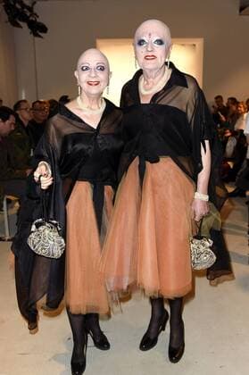 Bilder des Tages Eva und Adele bei der I VR Isabel Vollrath Fashion Show auf der Mercedes-Benz Fashion Week Berlin Autumn Winter 2017. Berlin, 20.01.2017 Foto:xF.xKernx xFuturexImage