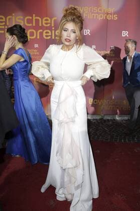Palina Rojinski bei der Verleihung des 38. Bayerischen Filmpreises 2016 im Prinzregententheater. München, 20.01.2017 Foto:xS.xGabschx xFuturexImage