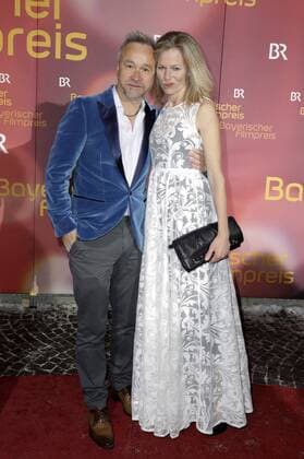 Thomas Darchinger und Katharina Schwarz bei der Verleihung des 38. Bayerischen Filmpreises 2016 im Prinzregententheater. München, 20.01.2017 Foto:xS.xGabschx xFuturexImage