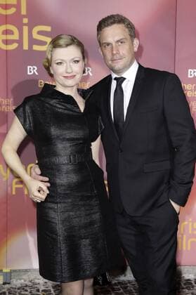 Johanna Christine Gehlen und Sebastian Bezzel bei der Verleihung des 38. Bayerischen Filmpreises 2016 im Prinzregententheater. München, 20.01.2017 Foto:xS.xGabschx xFuturexImage