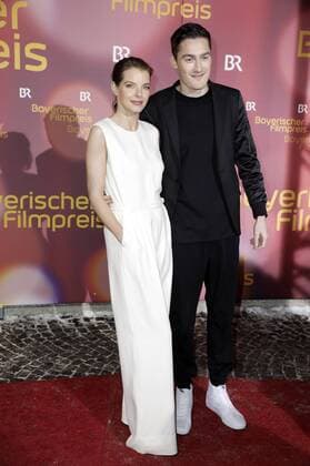 Yvonne Catterfeld und Bengio bei der Verleihung des 38. Bayerischen Filmpreises 2016 im Prinzregententheater. München, 20.01.2017 Foto:xS.xGabschx xFuturexImage