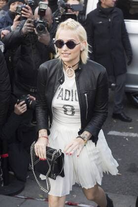 Bilder des Tages Paris Jackson CELEBRITES : Arrivees des invites au defile Dior - Paris - 21 01 2017 JBAutissier Panoramic 