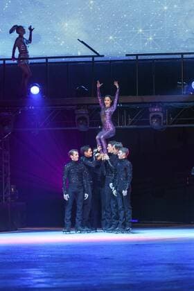 Premiere der Eisrevue Holiday on Ice - Time in der Lanxess Arena. Köln, 21.01.2016 Foto:xC.xHardtx xFuturexImage