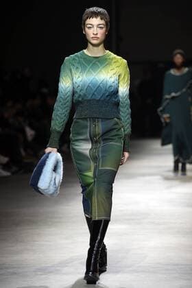 A model takes to the catwalk during the presentation of Kenzo s show as part of the Fall-Winter 2017-18 fashion collections in Paris on January 22, 2017.  PAR20170122107 MAYAxVIDON-WHITE