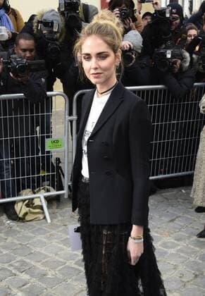 214983 Federico Pestellini Panoramic Starface 2017-01-23 Paris France Paris Fashion week. Defile Haute Couture Printemps ete 2017. People lors du defile Christian Dior Chiara Ferragni Paris Fashion week. Defile Haute Couture Spring Summer 2017. People during the defile Christian Dior. Ferragni, Chiara  Copyright: xFedericoxPestellini Panoramicx STAR_214983_045
