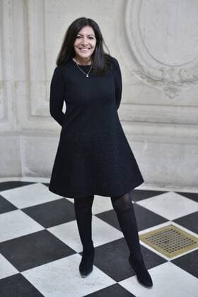214987 Valentin Paoli Starface 2017-01-23 Paris France Paris Fashion Week 2017. Defile Dior. People. Photocall. Hidalgo, Anne  Copyright: xValentinxPaolix xStarfacex STAR_214987_004