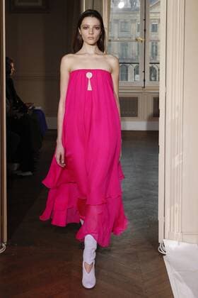 214981 Marineau Starface 2017-01-23 Paris France Paris Fashion week. Defile Haute Couture Printemps ete 2017.SCHIAPARELLI. Schiaparelli, spring-summer 2017 Paris, France Paris Fashion week. Defile Haute Couture Spring Summer 2017. SCHIAPARELLI. Editorial use only _sans_perso  Copyright: xMarineaux STAR_214981_012