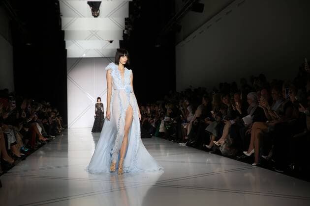 Fashion Week Haute couture - Ralf et Russo - Paris - 23 01 2017 CELEBRITES : Fashion Week Haute couture - Ralph et Russo - Paris - 23 01 2017 STEPHANEChemin panoramic 