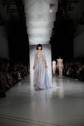 Fashion Week Haute couture - Ralf et Russo - Paris - 23 01 2017 CELEBRITES : Fashion Week Haute couture - Ralph et Russo - Paris - 23 01 2017 STEPHANEChemin panoramic 