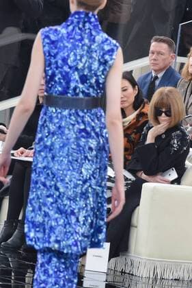 Paris Fashion Week - Prominente bei Chanel 215015 Serge Arnal Starface 2017-01-24 France Paris Fashion week. Defile Haute Couture Printemps ete 2017. CHANEL. People. Wintour, Anna  Copyright: xSergexArnalx xStarfacex STAR_215015_060