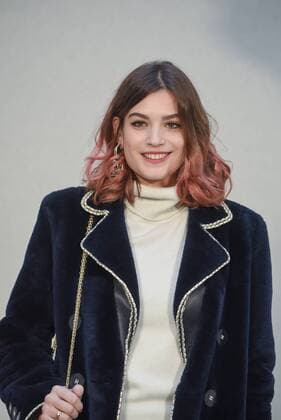 Paris Fashion Week - Prominente bei Chanel 215015 Serge Arnal Starface 2017-01-24 France Paris Fashion week. Defile Haute Couture Printemps ete 2017. CHANEL. People. Jodorowsky, Alma  Copyright: xSergexArnalx xStarfacex STAR_215015_106